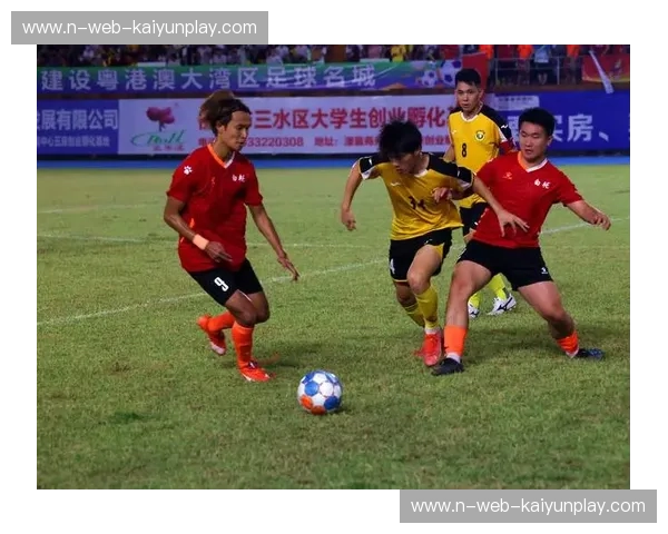 燃爆绿茵与地板：为什么“比分网90vs”是你不可或缺的赛场“第二大脑”？